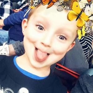 Meet your Posher, Dana